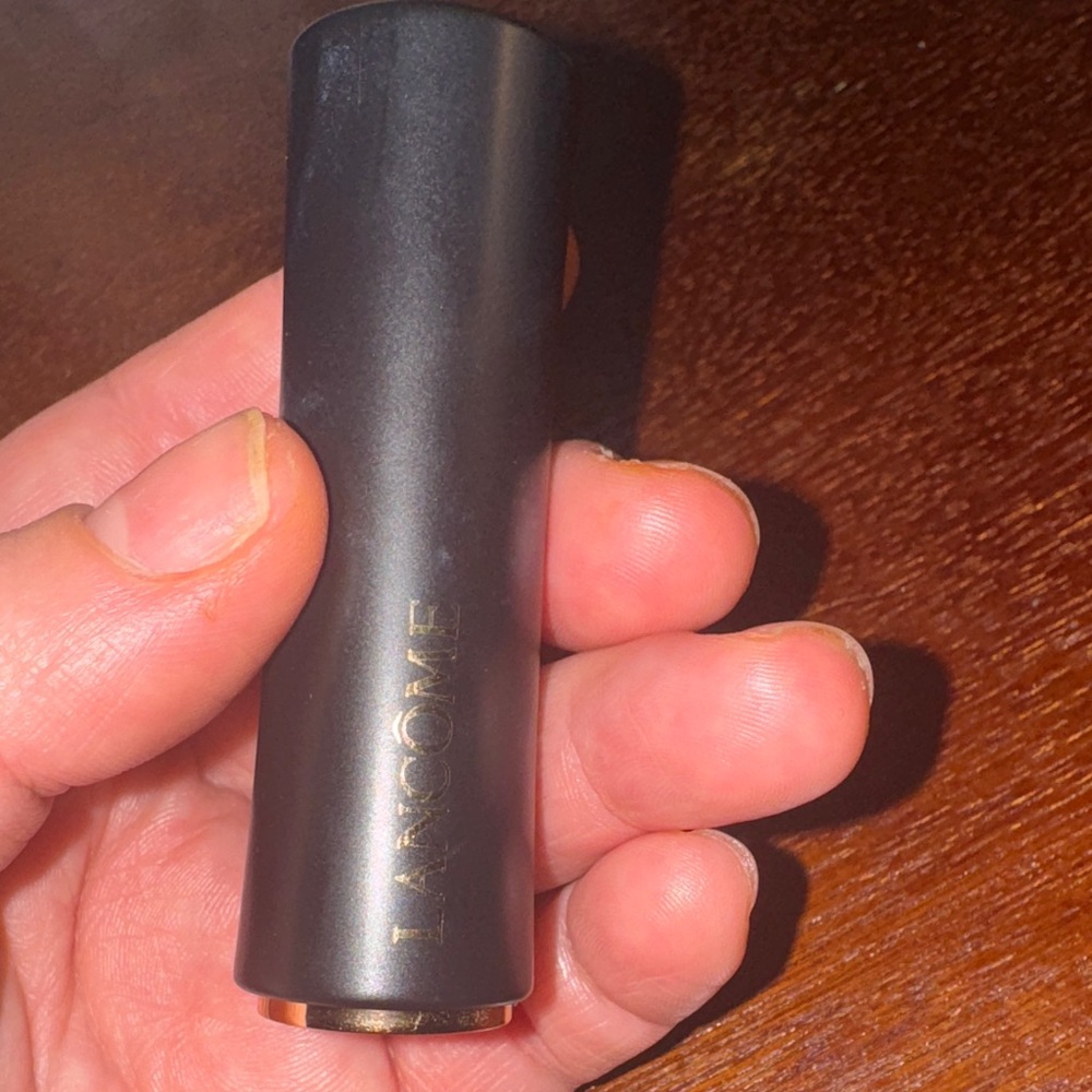 Lancôme Lipstick - Exotic Orchid ( Cool vintage Rose) - Picture 8 of 10